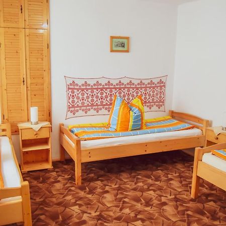 Casa De Vacanta Harsfa Vendeghaz 리메테아 외부 사진