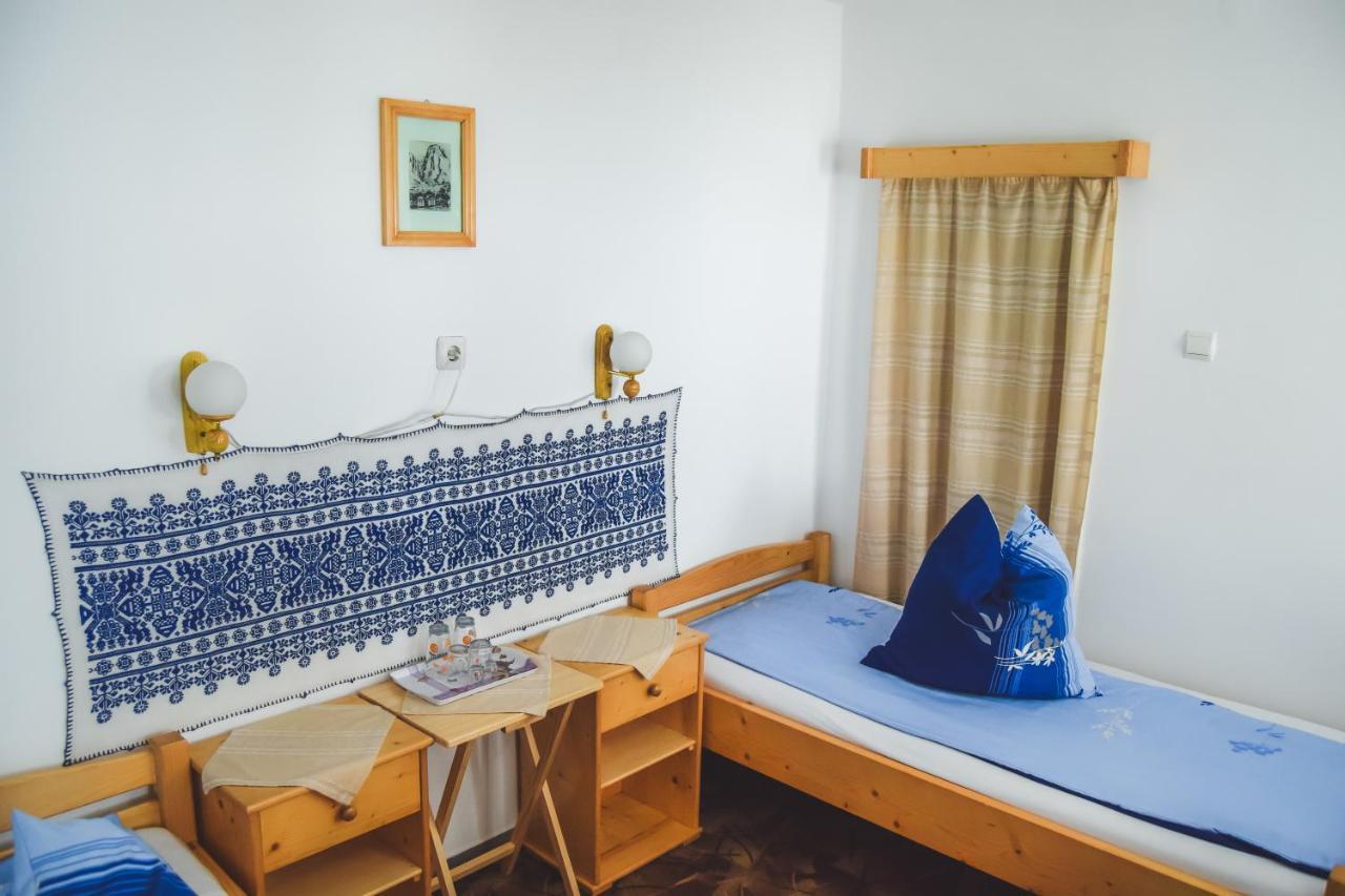 Casa De Vacanta Harsfa Vendeghaz 리메테아 외부 사진